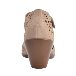 Sale Easy Spirit Cindie Mary Jane Heels Taupe